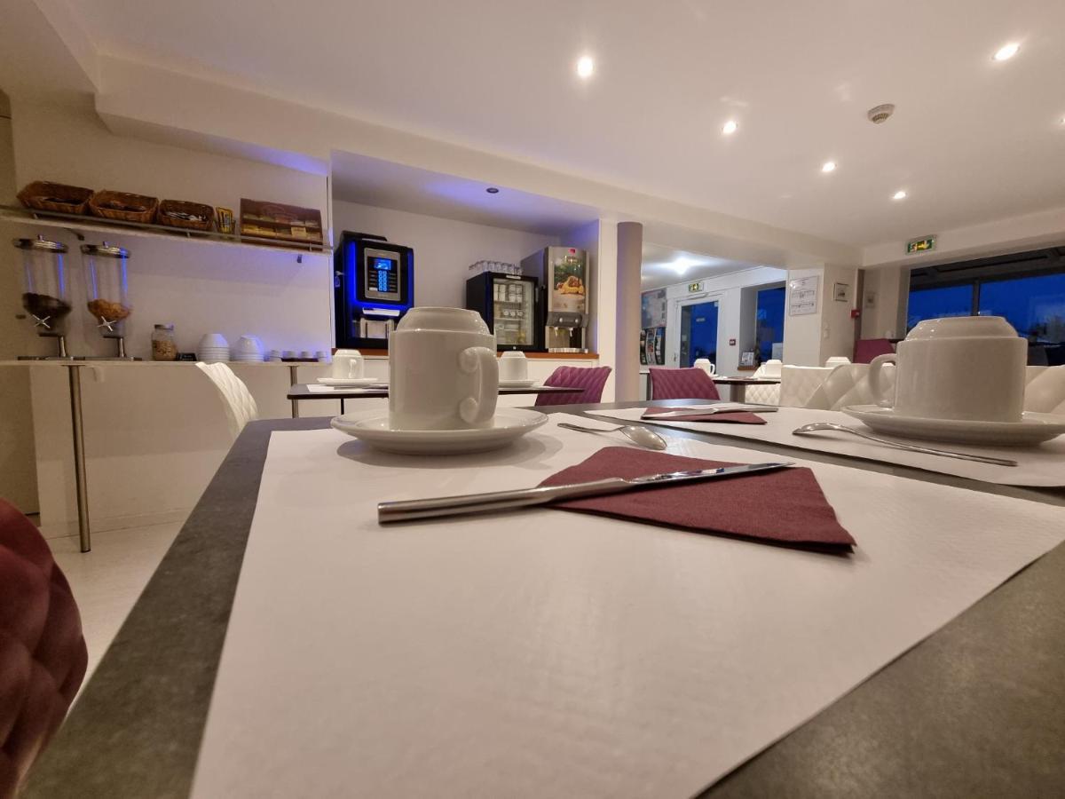 Cit'Hotel Les Atlantes Medis Exterior photo